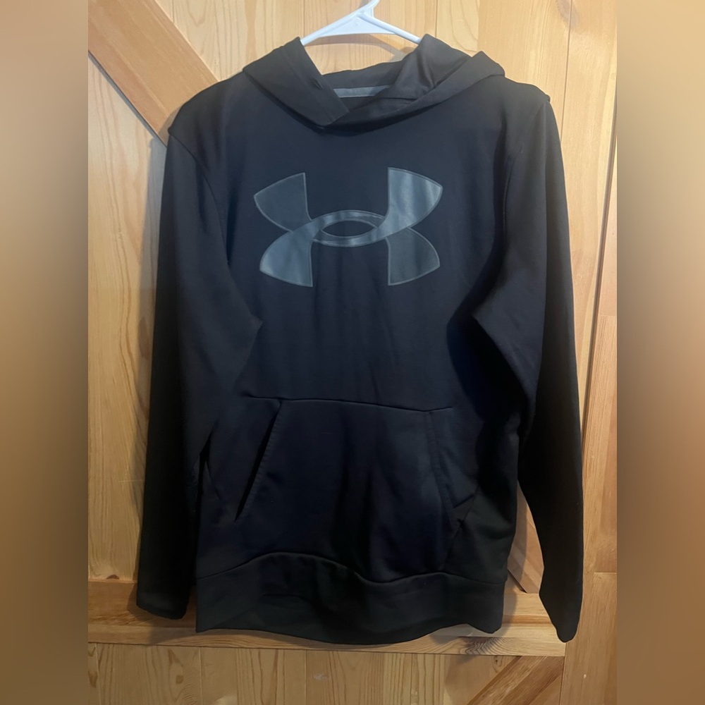 Men’s Under Armour hoodie